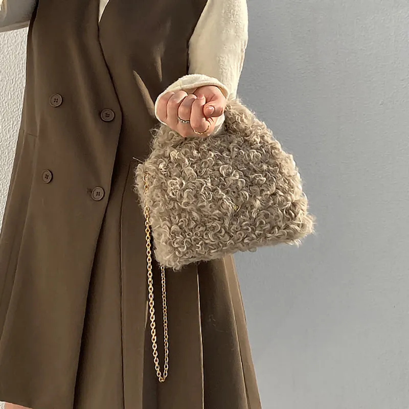 2022 New Styles Women Handbag Real Lamb Fur Fashion Cross Bags Wool 4 Colors Hand Bag Chain 4714