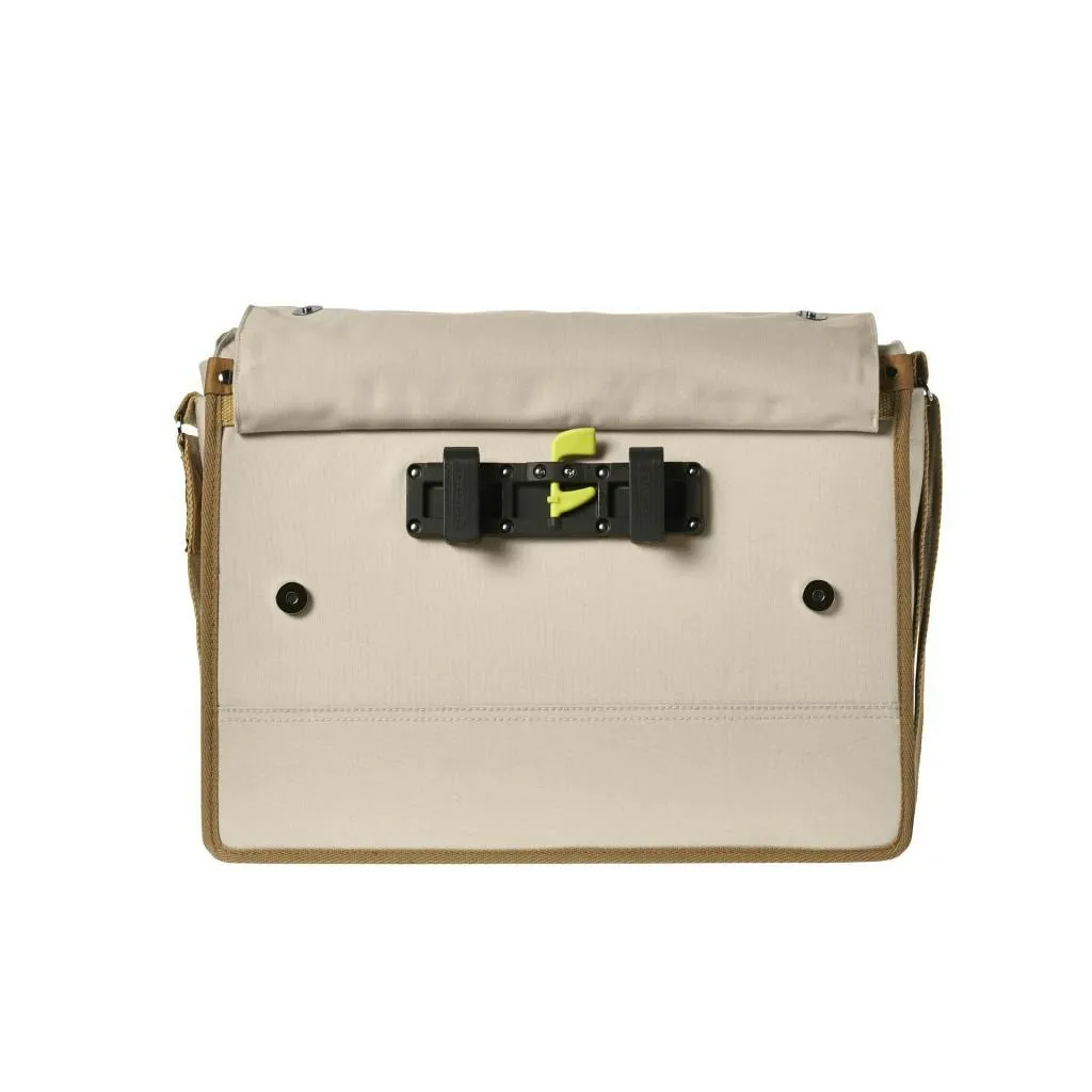 Basil Portland Messenger Bag 20L Creme