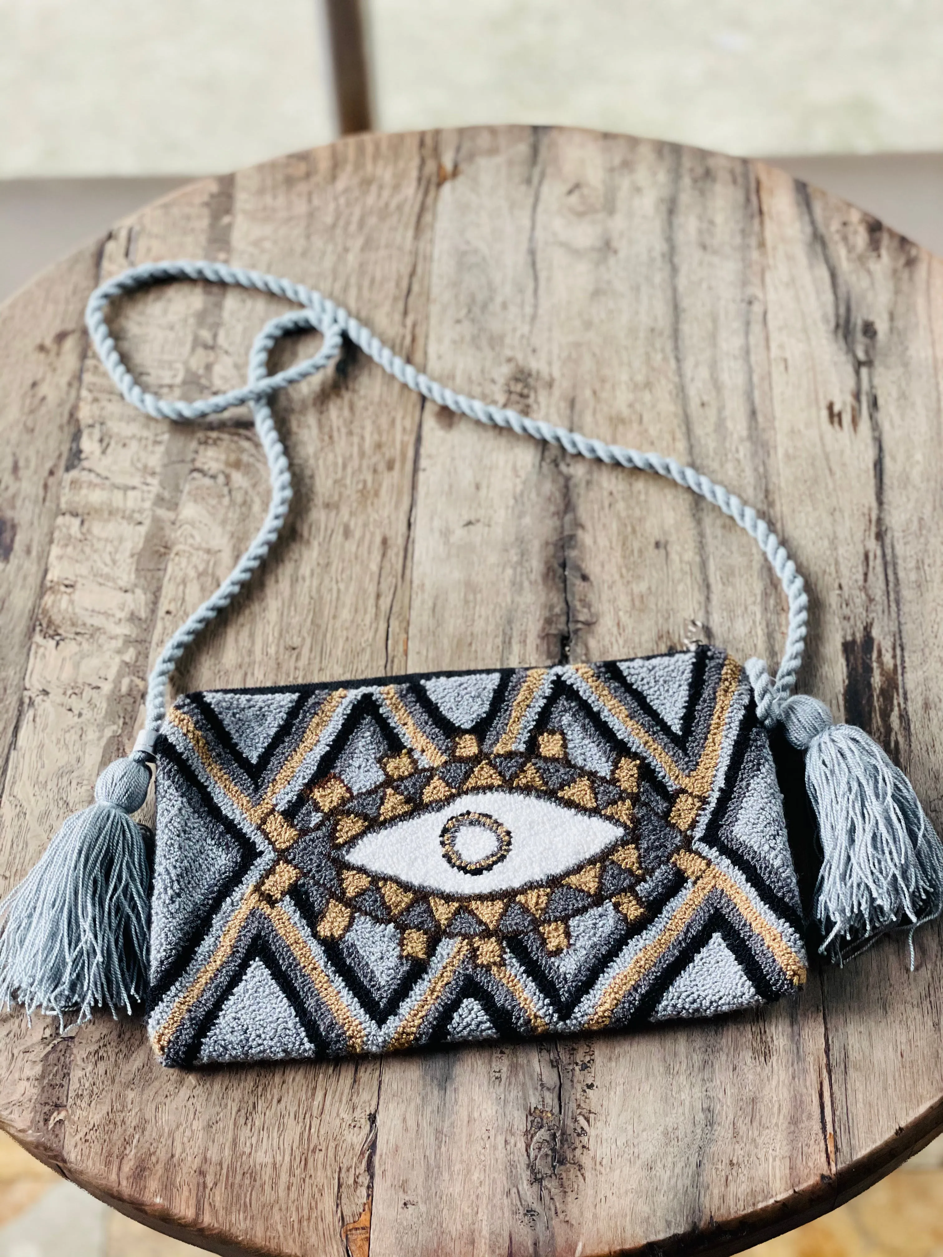 Buenas Vibras Wayuu handbags