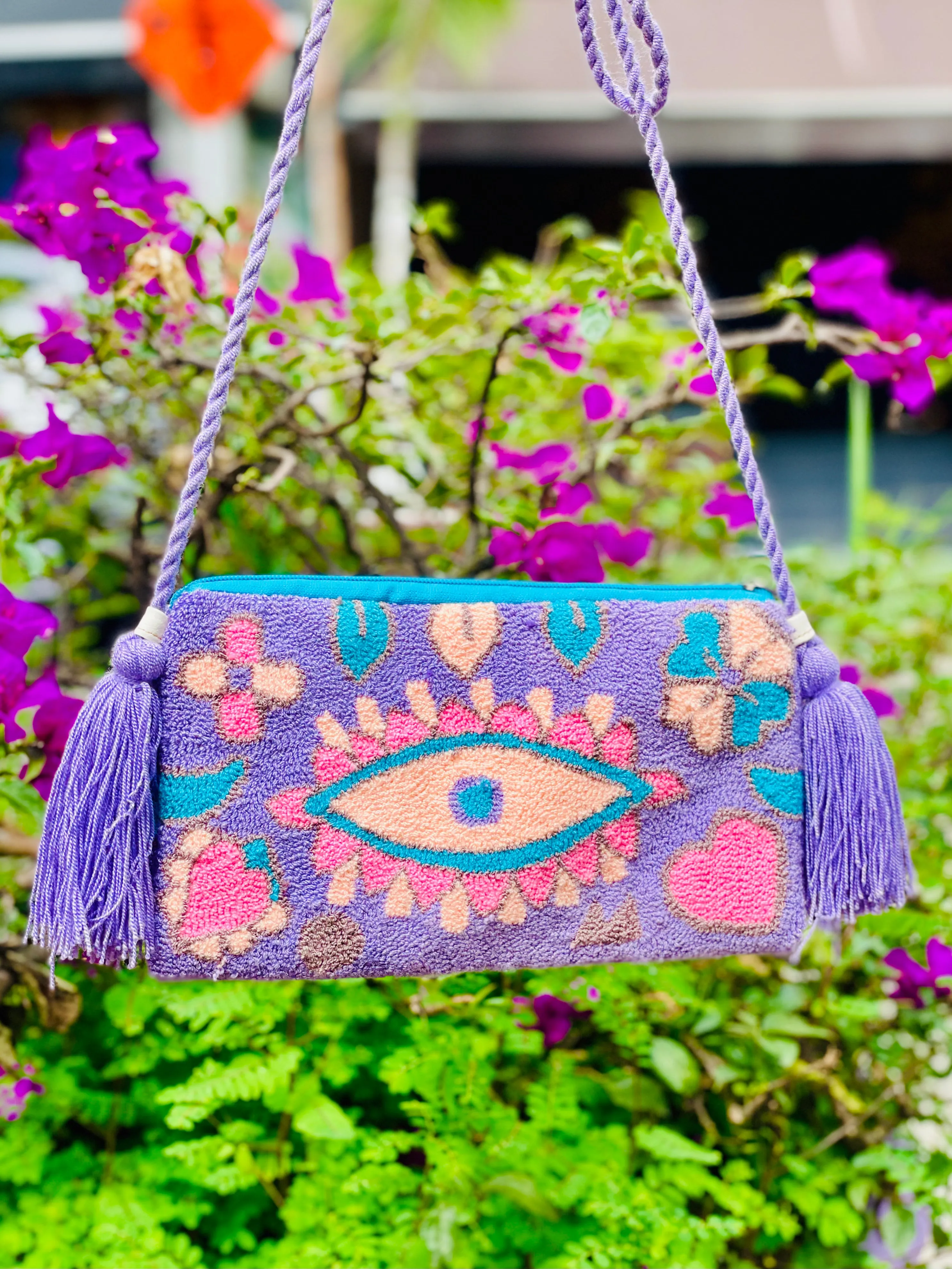 Buenas Vibras Wayuu handbags