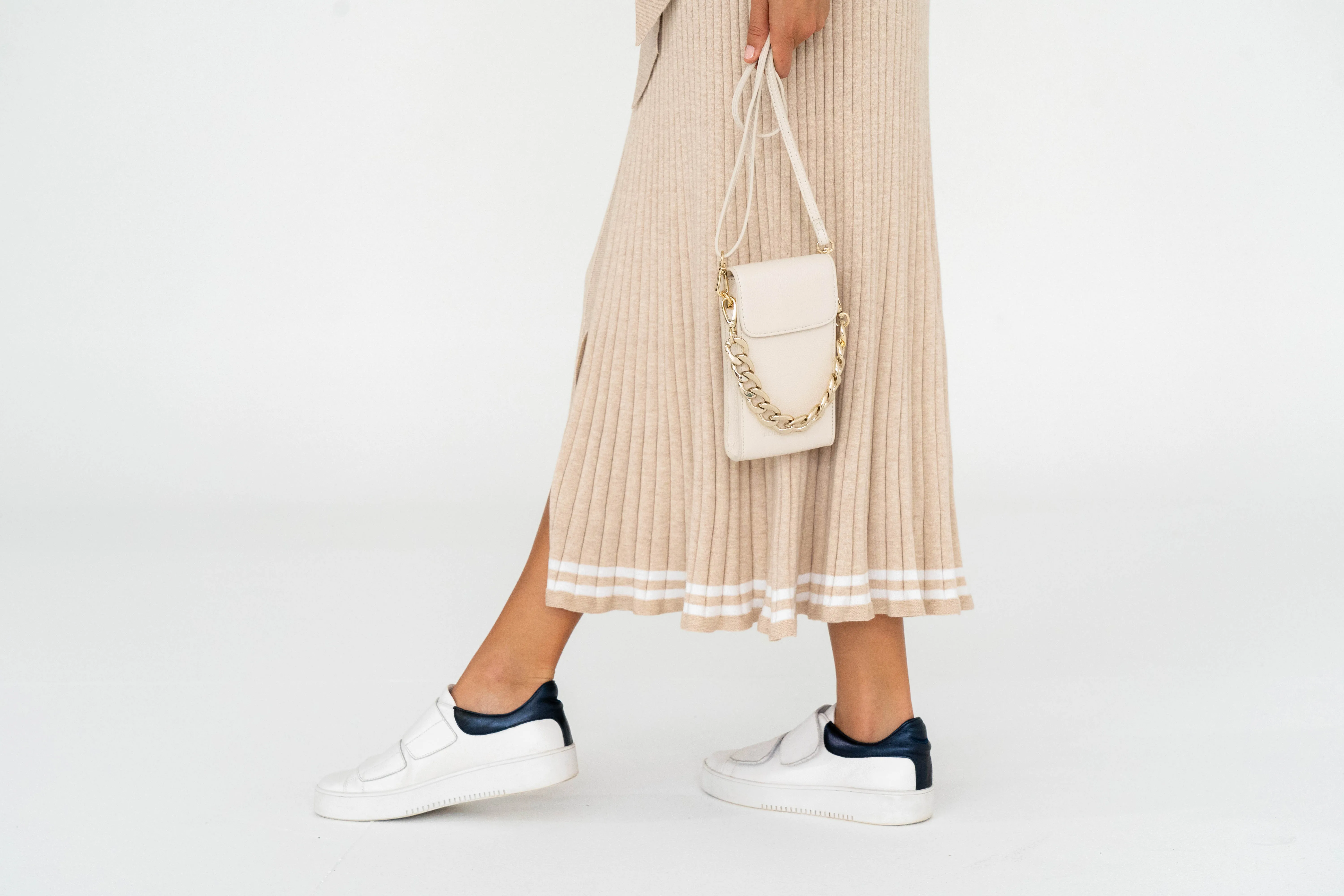 Celeste Phone Bag