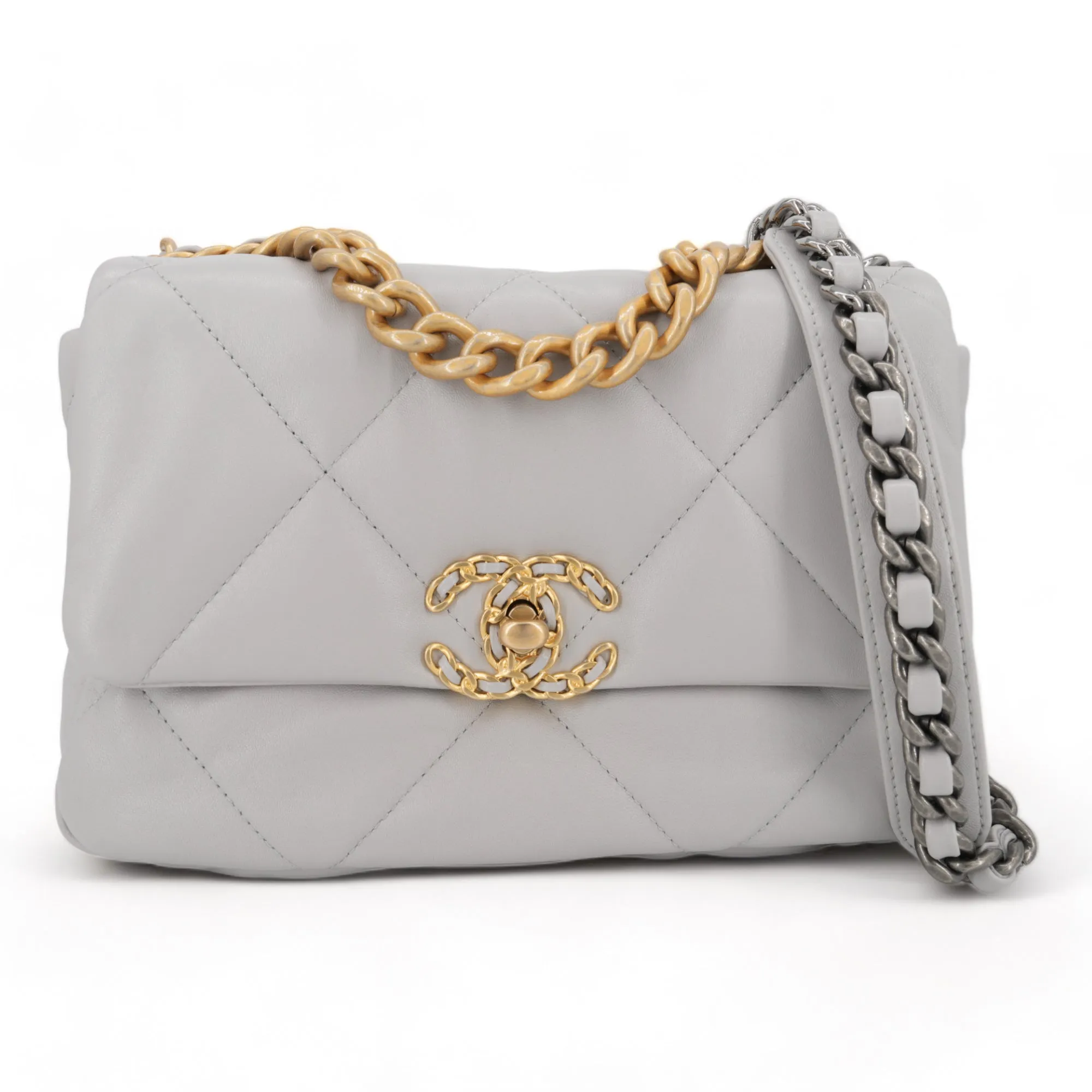 CHANEL 19 Small Flap Bag in 21A Grey Lambskin