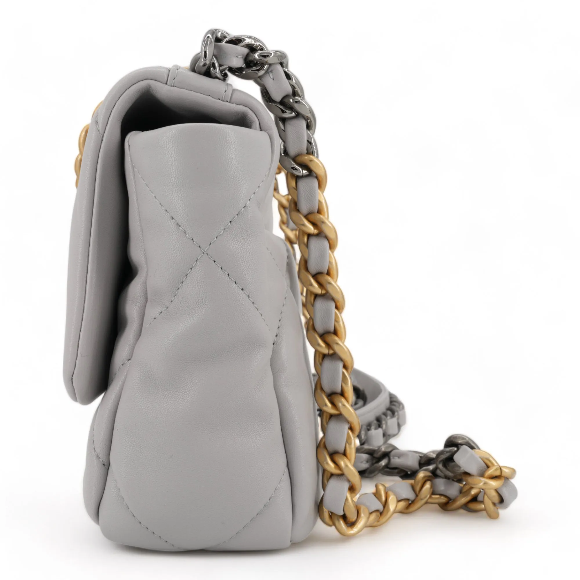 CHANEL 19 Small Flap Bag in 21A Grey Lambskin