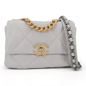 CHANEL 19 Small Flap Bag in 21A Grey Lambskin