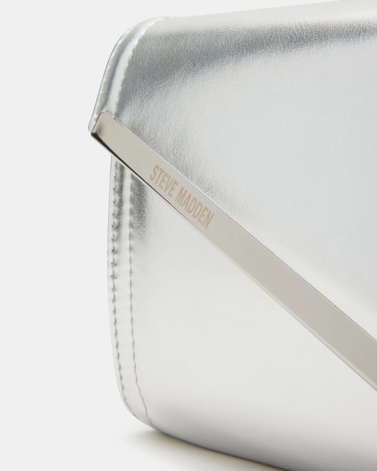 CLUTCHD BAG SILVER