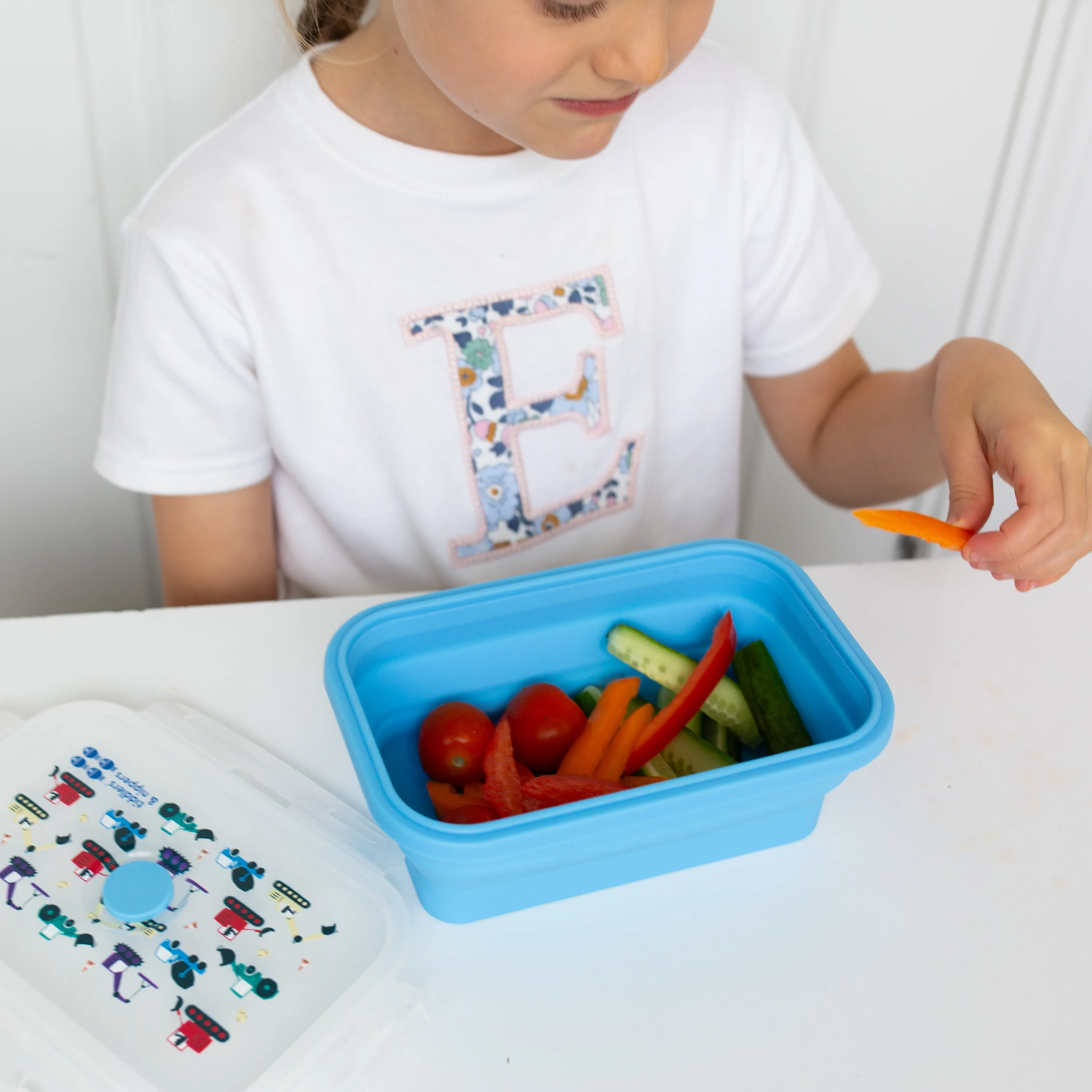 Collapsible Snack Box | Food Grade Silicone & PP | Leak-Proof & BPA-Free | Microwave, Freezer & Dishwasher Safe (Except lid)