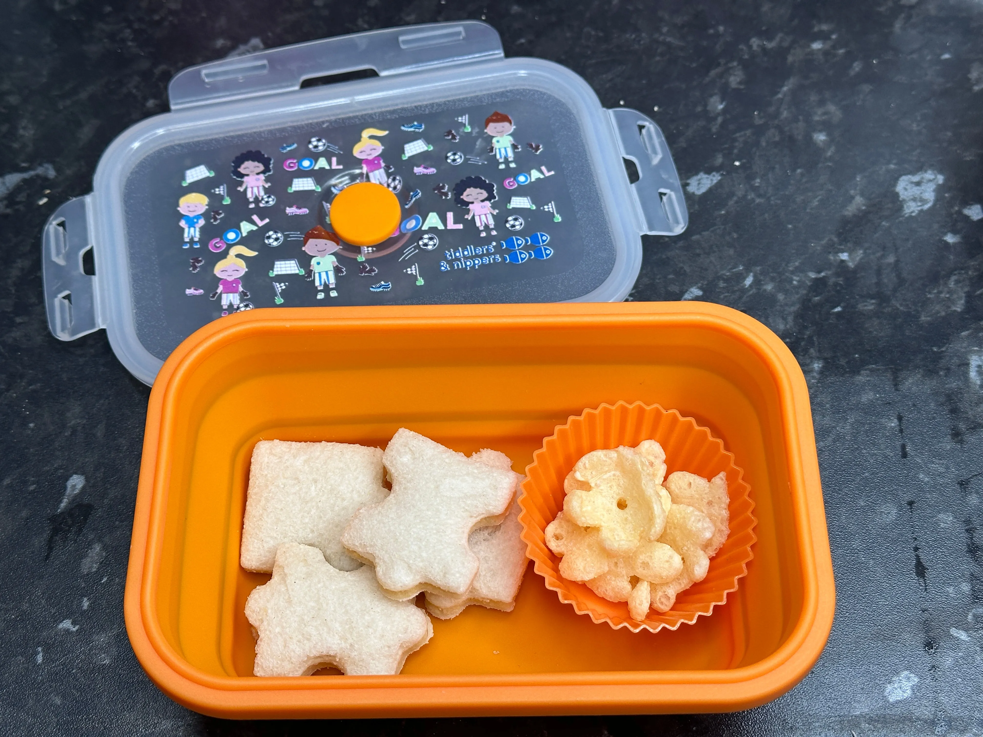 Collapsible Snack Box | Food Grade Silicone & PP | Leak-Proof & BPA-Free | Microwave, Freezer & Dishwasher Safe (Except lid)