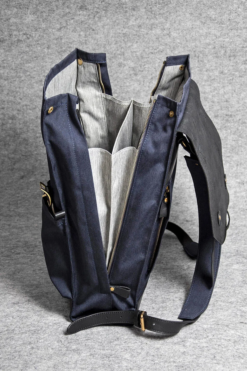 COMMUTER BACKPACK - marine