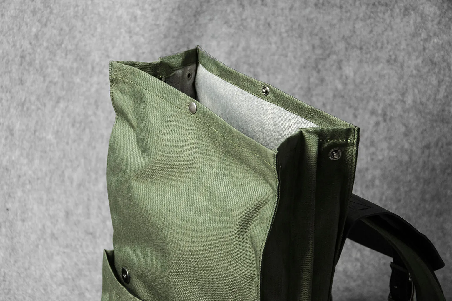 COMMUTER BACKPACK MINI - forest