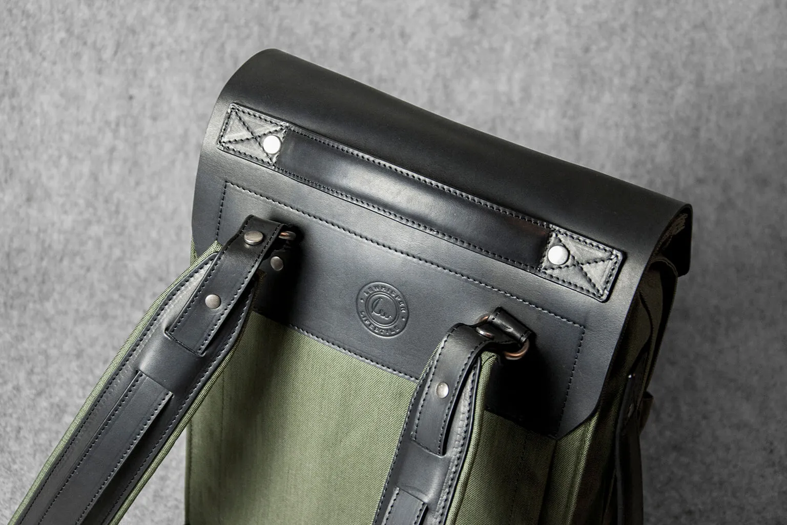COMMUTER BACKPACK MINI - forest