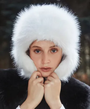 CREVE NINE: Skier Fur Ear Cap - White
