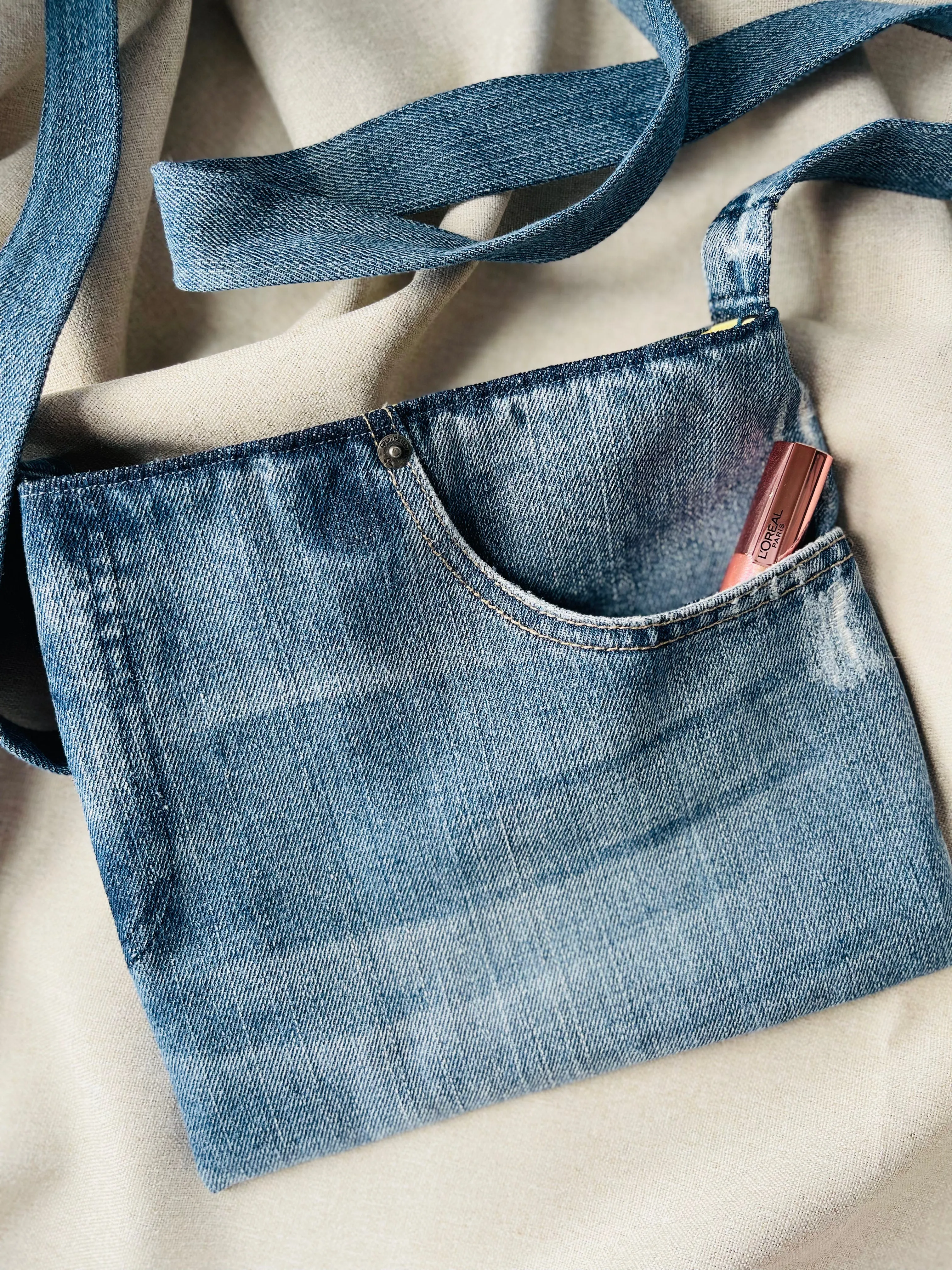 Cross body bag