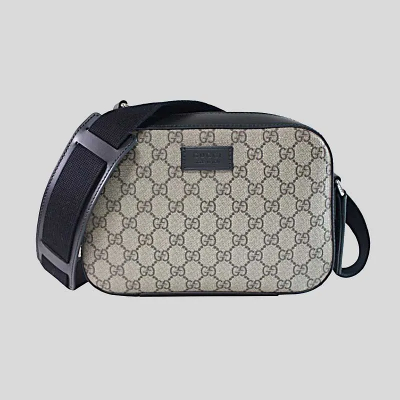 GUCCI GG Supreme Canvas Unisex Camera Crossbody Bag Beige/Black RB-779880