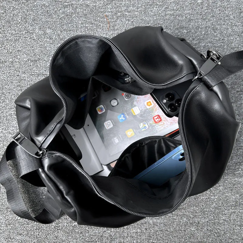 INSTOCK -  new large capacity messenger bag textured gym bag