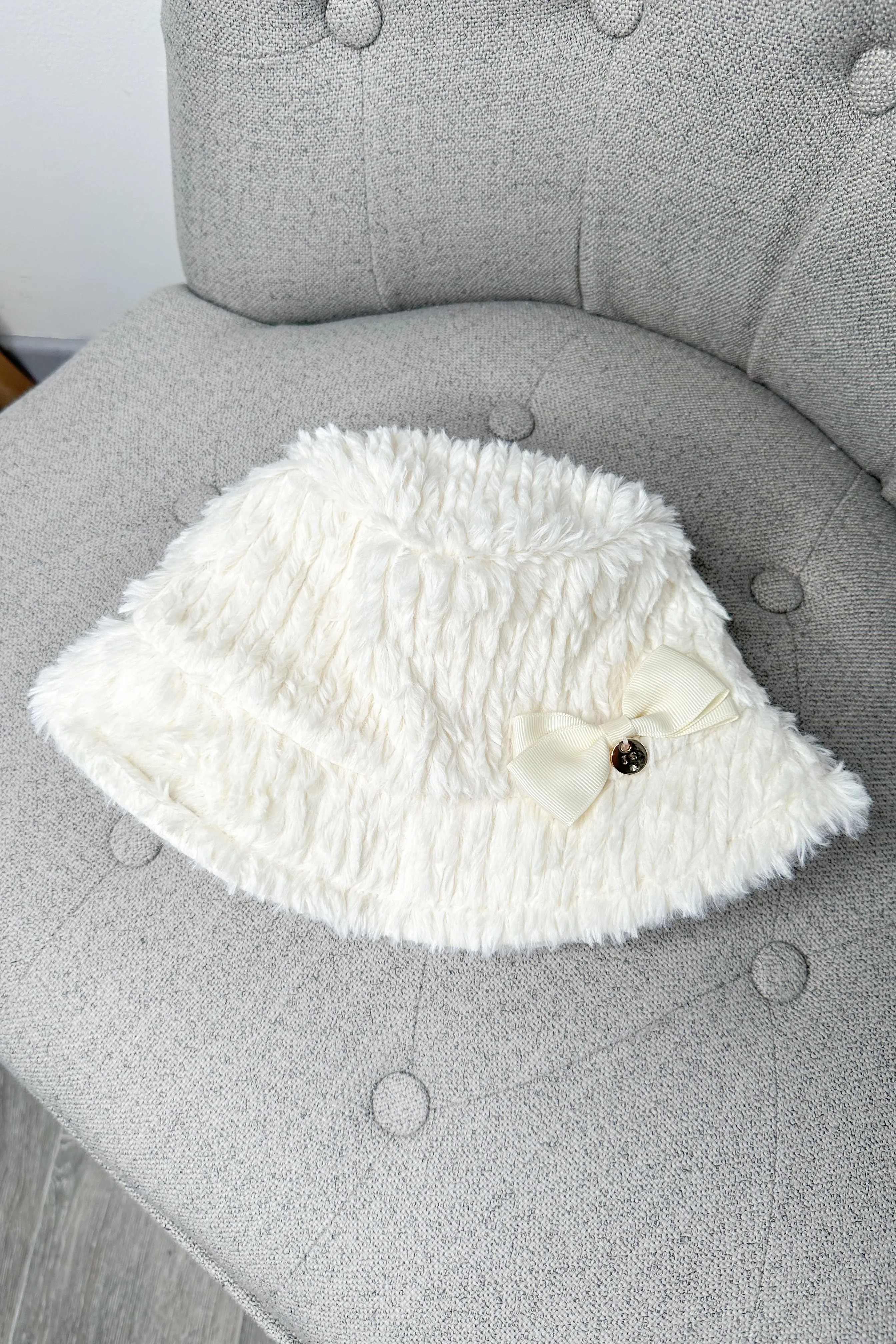 Ivory Faux Fur Bucket Hat