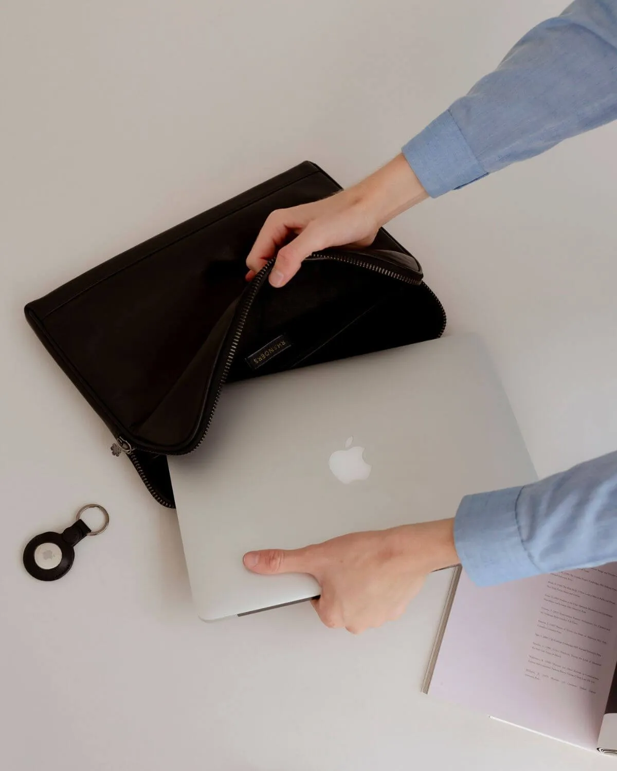 KALMUS COMPUTER SLEEVE - M