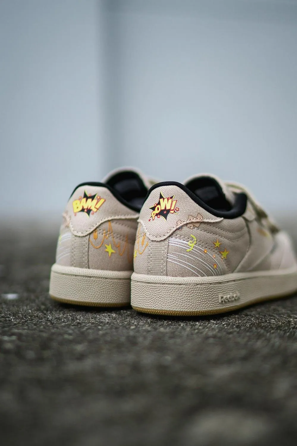 Kids Reebok PS Looney Tunes Club C 85 Beige Brown Black off White Sneaker Shoe