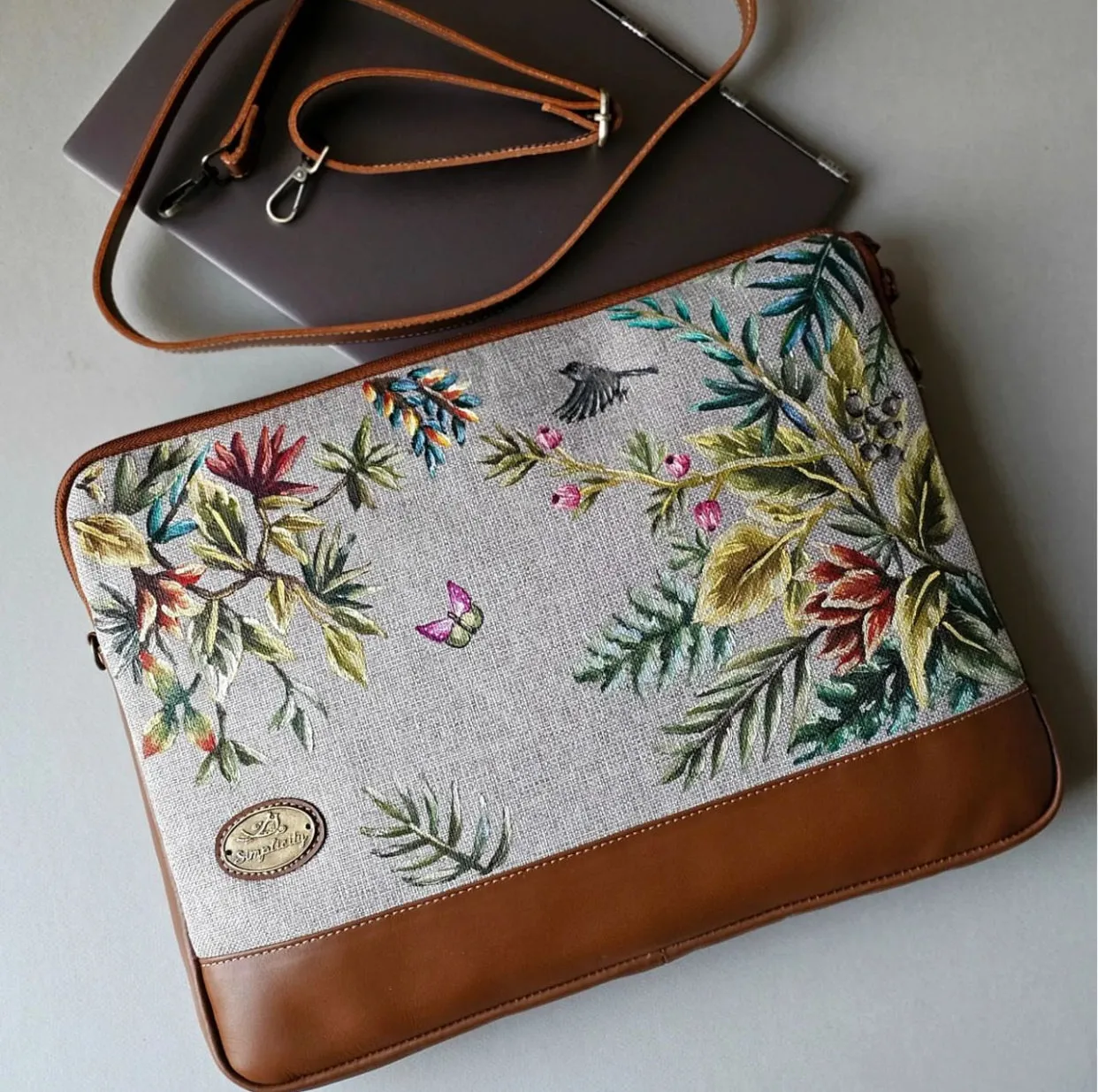 Laptop Sleeve Elegant Flowers