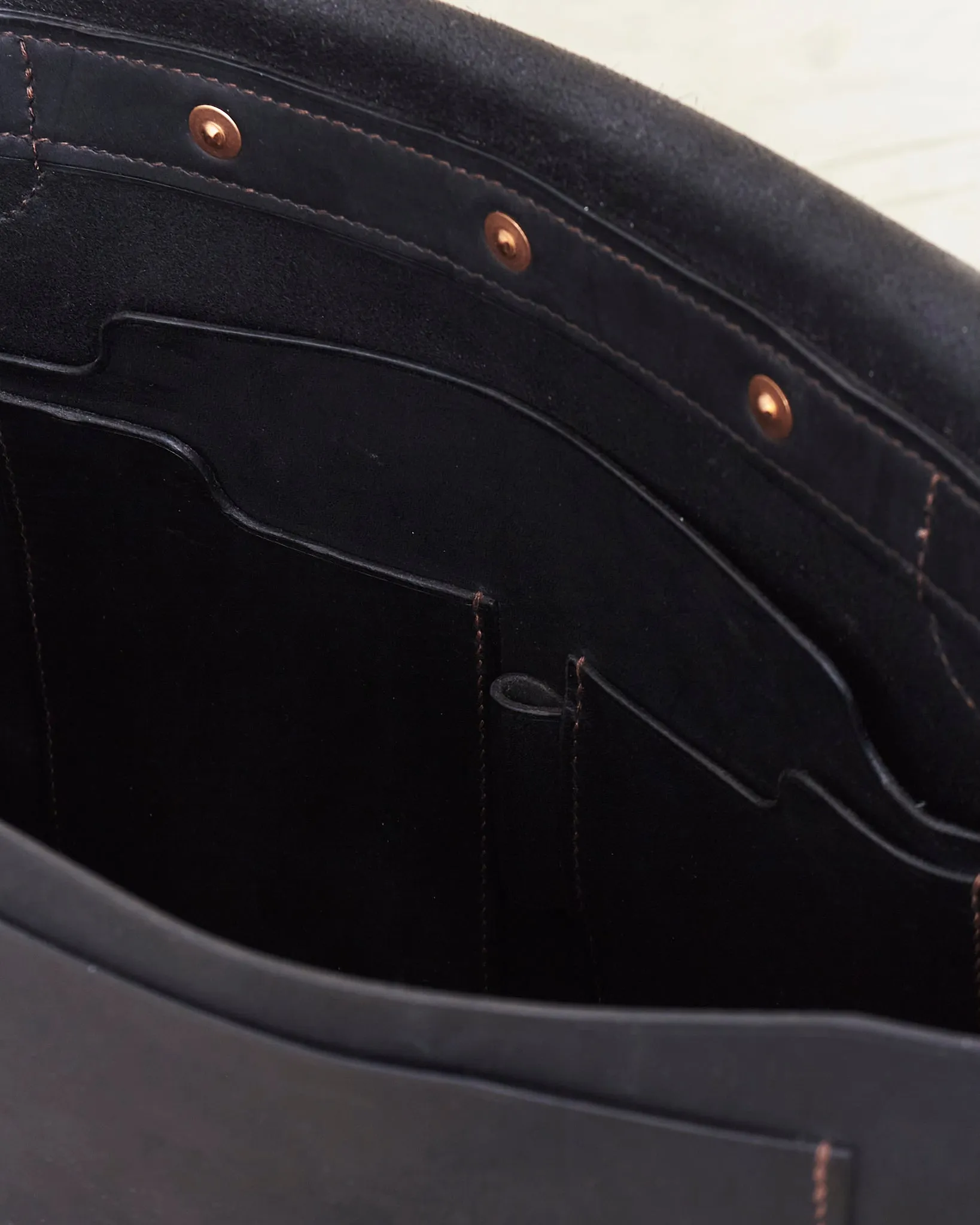 Lone Wolf Leather Messenger Bag Black Oiled & Waxed Tärnsjö Veg Tanned Leather