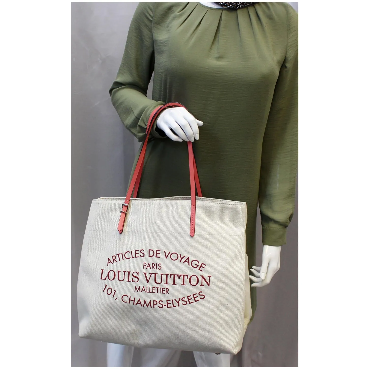 LOUIS VUITTON Articles De Voyage Cabas GM Shoulder Bag White - 25% OFF
