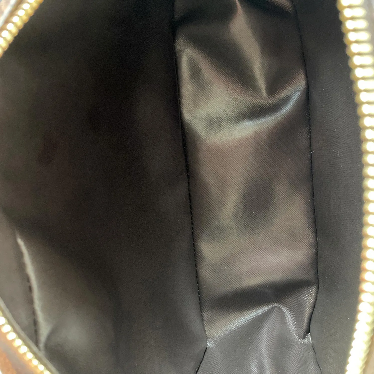 Louis Vuitton Damier Ebene Toiletry Bag 25