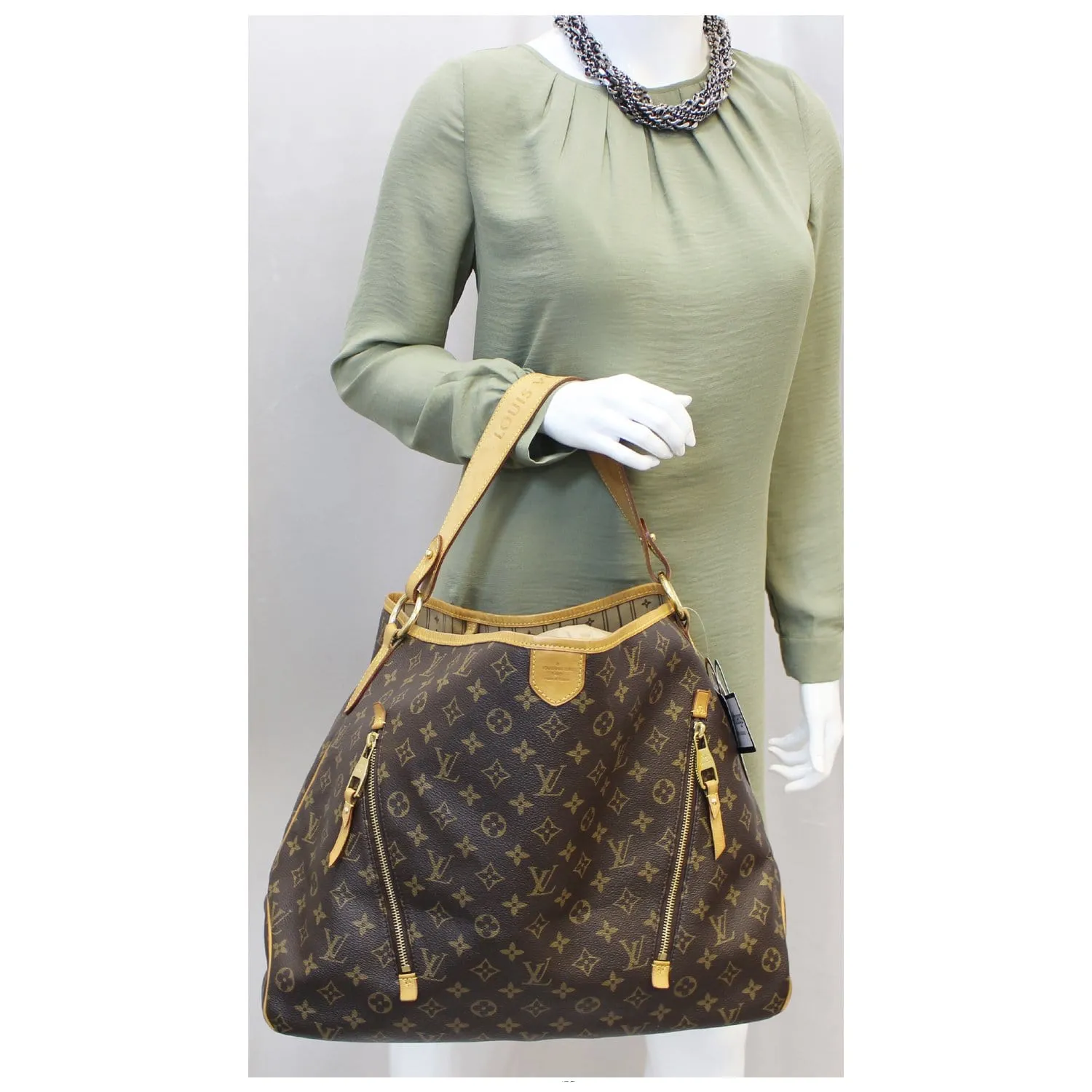LOUIS VUITTON Delightful GM Monogram Canvas Shoulder Bag