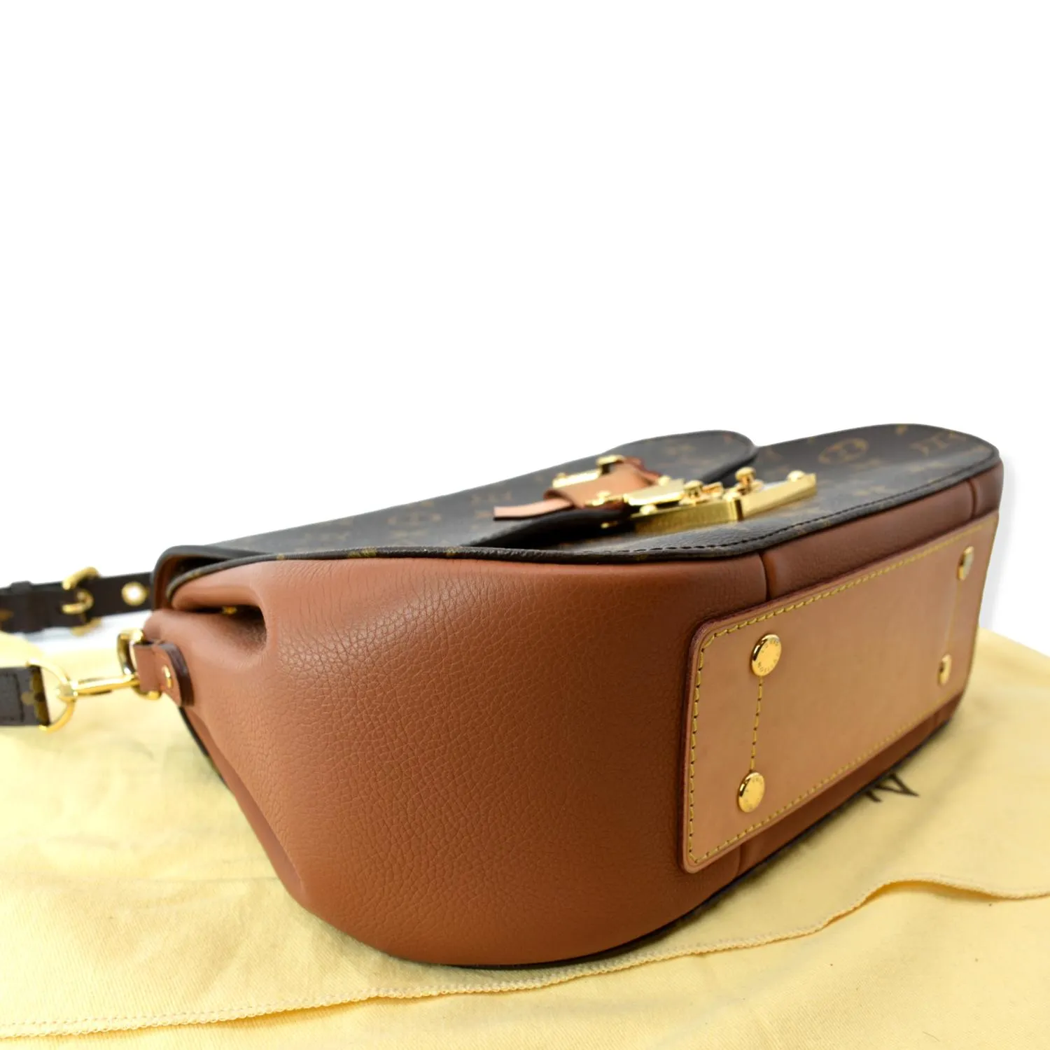 LOUIS VUITTON Eden MM Monogram Canvas Shoulder Bag Brown