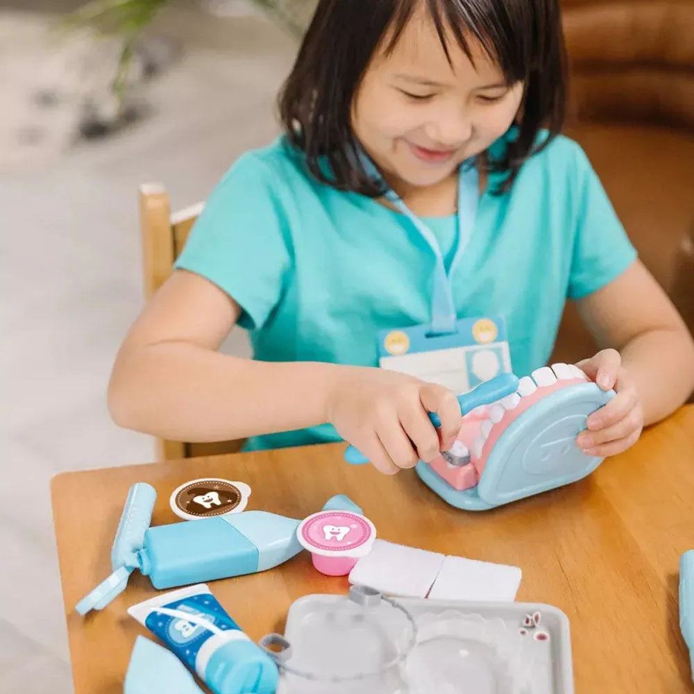 Melissa and Doug - Super Smile Dentist Play Set