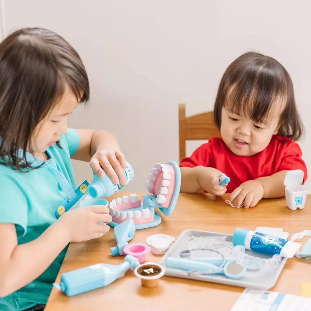 Melissa and Doug - Super Smile Dentist Play Set