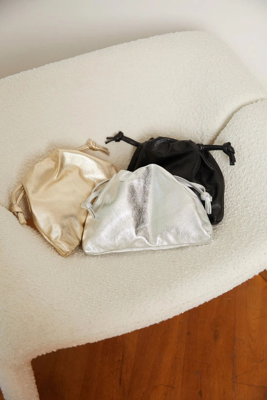 Monica Clutch in Metallic Black