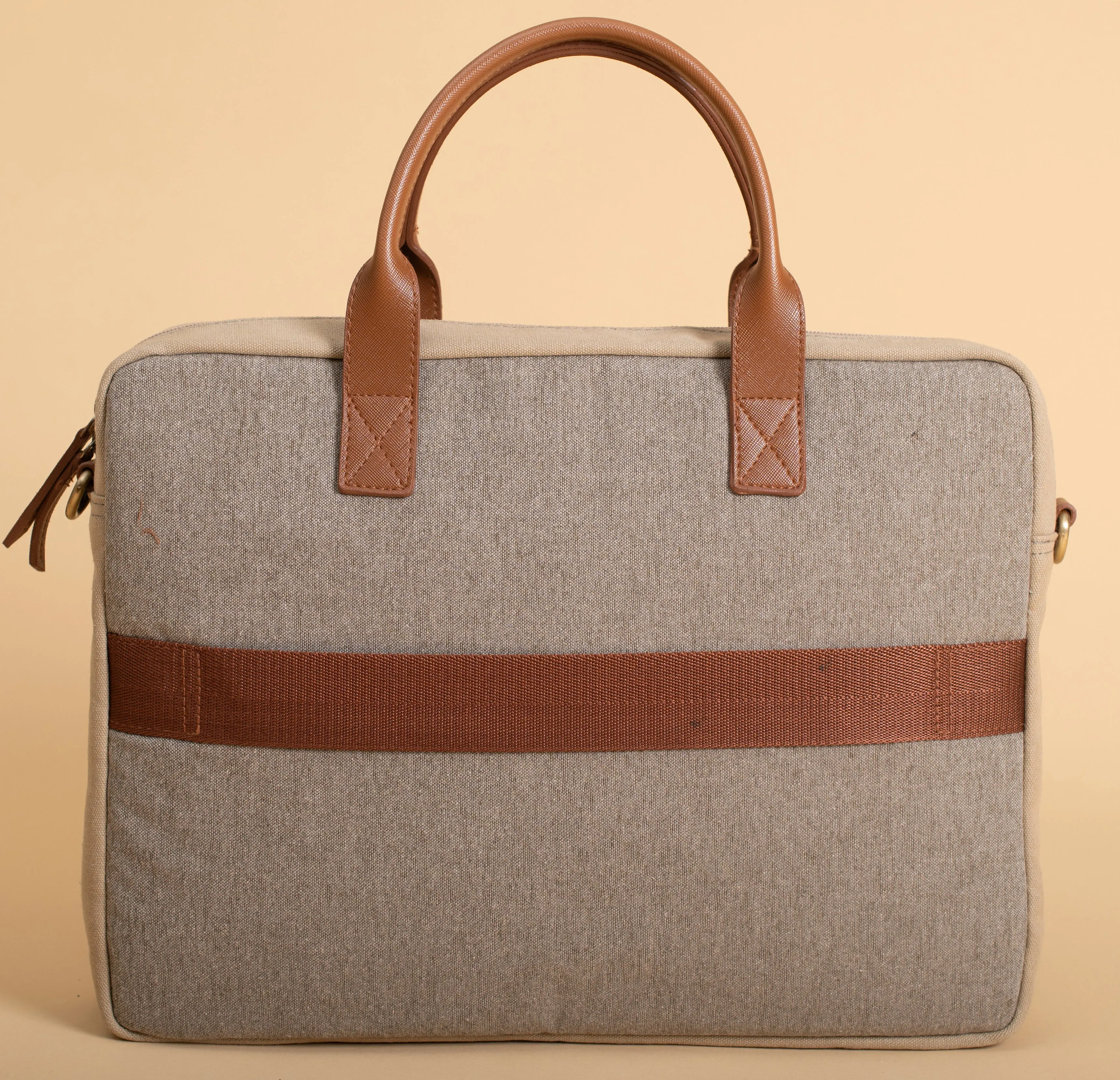 Oblique Trooper Laptop Bag: 1N