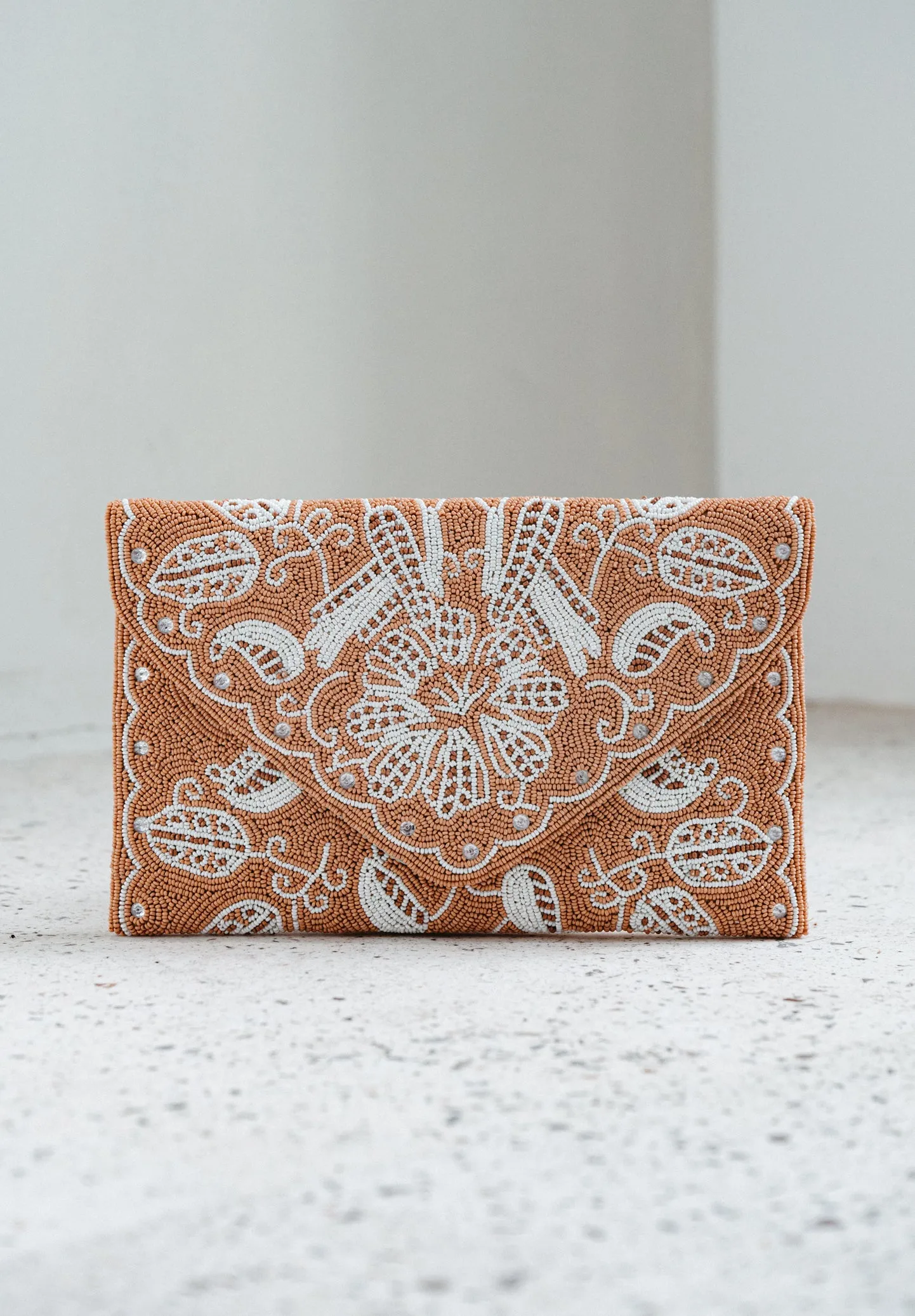 Picture Perfect Beaded Handbag (Preorder)