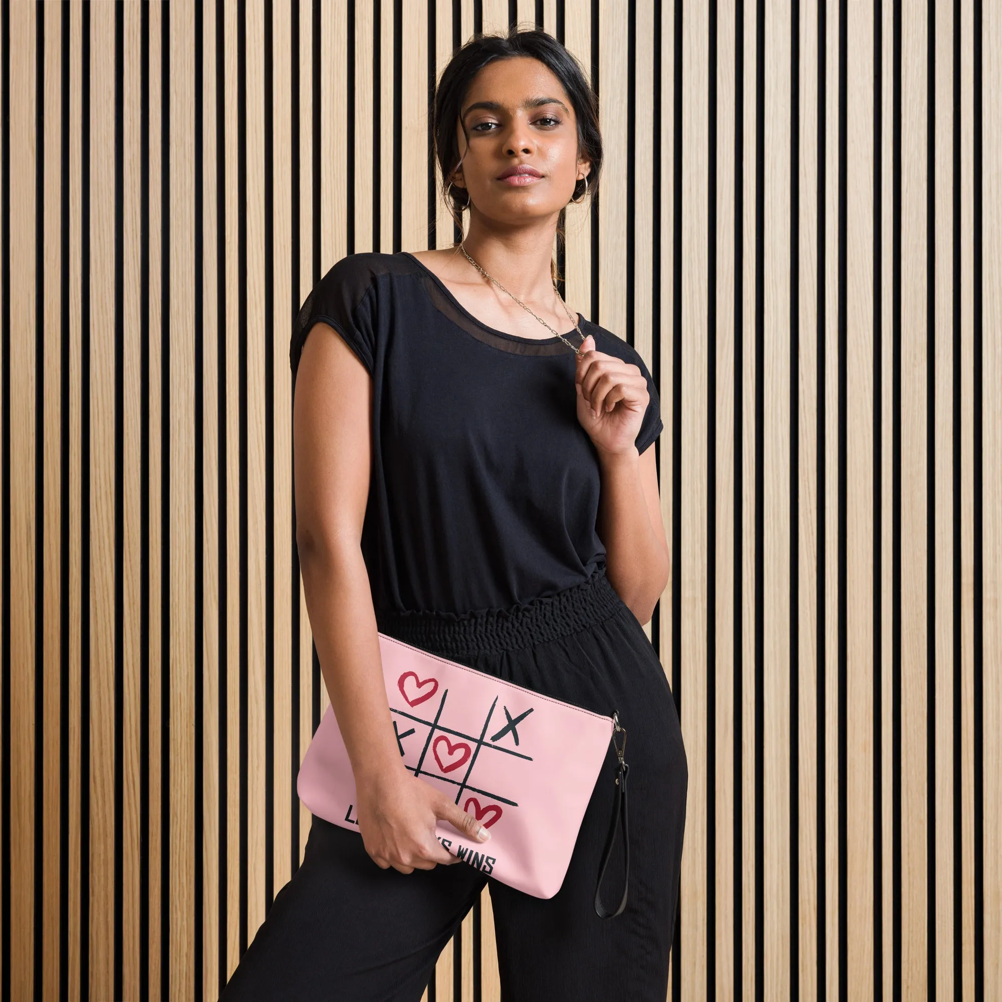 "LOVE ALWAYS WINS" BY XCLUSIF POETIX PINK Crossbody bag