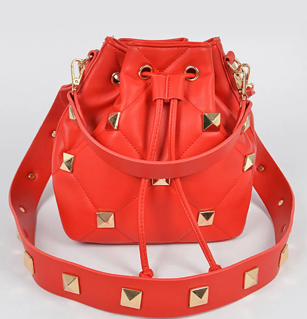 RENEE BUCKET BAG