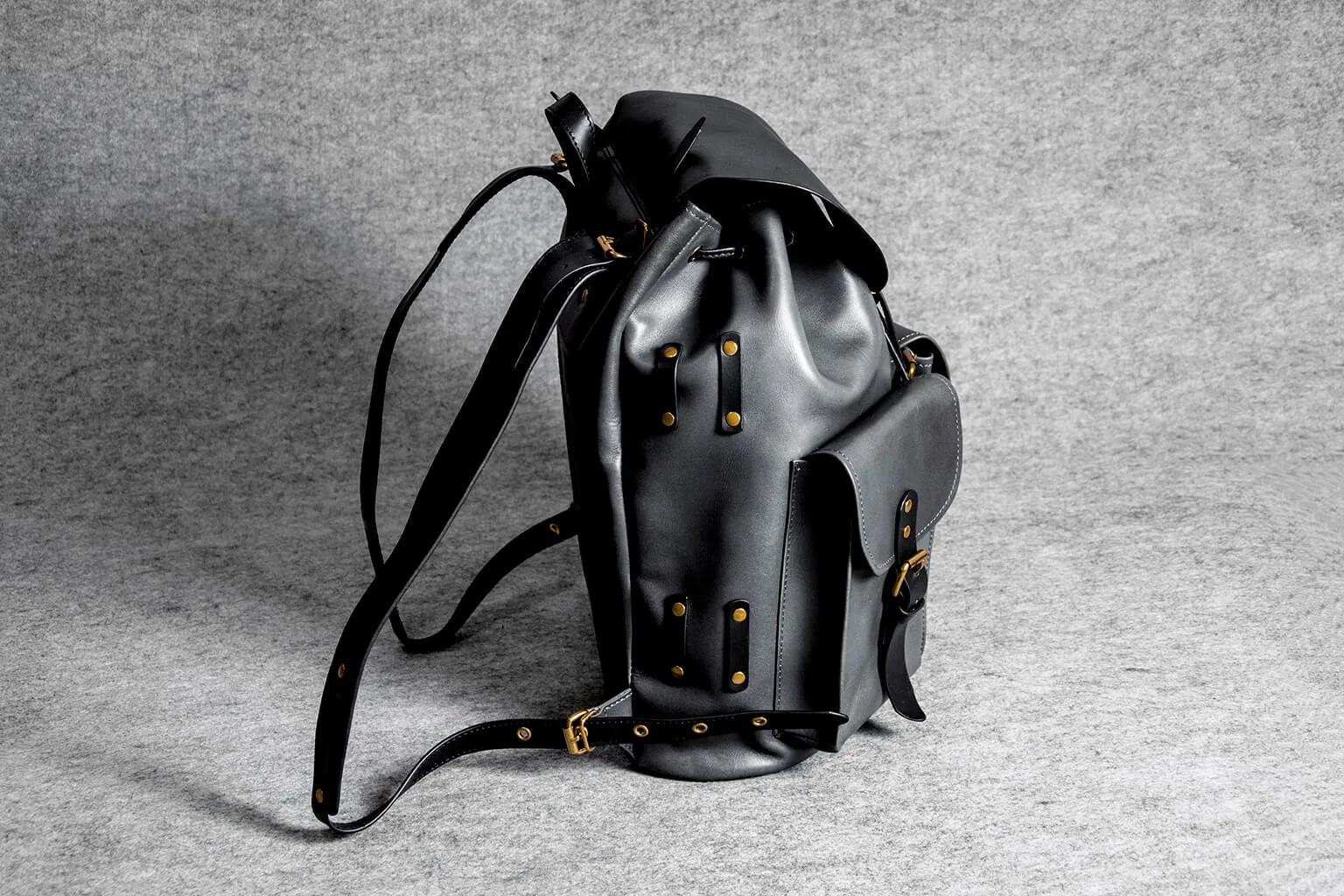 RETRO MOTORCYCLE BACKPACK - black