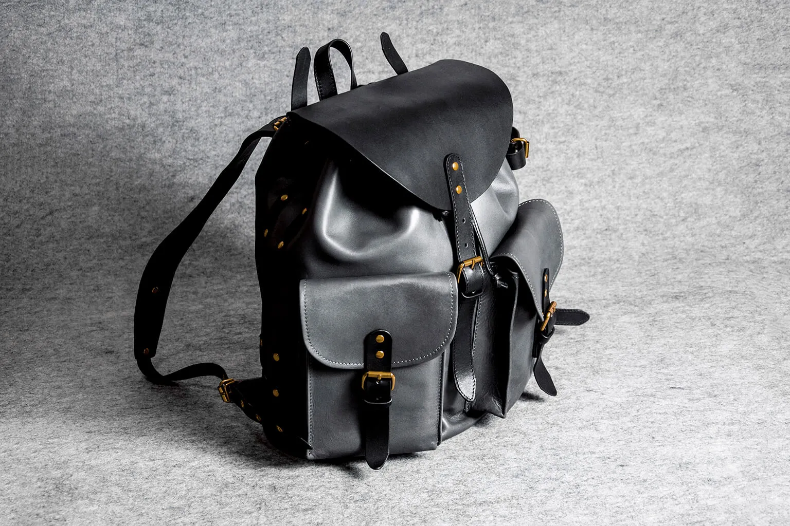RETRO MOTORCYCLE BACKPACK - black