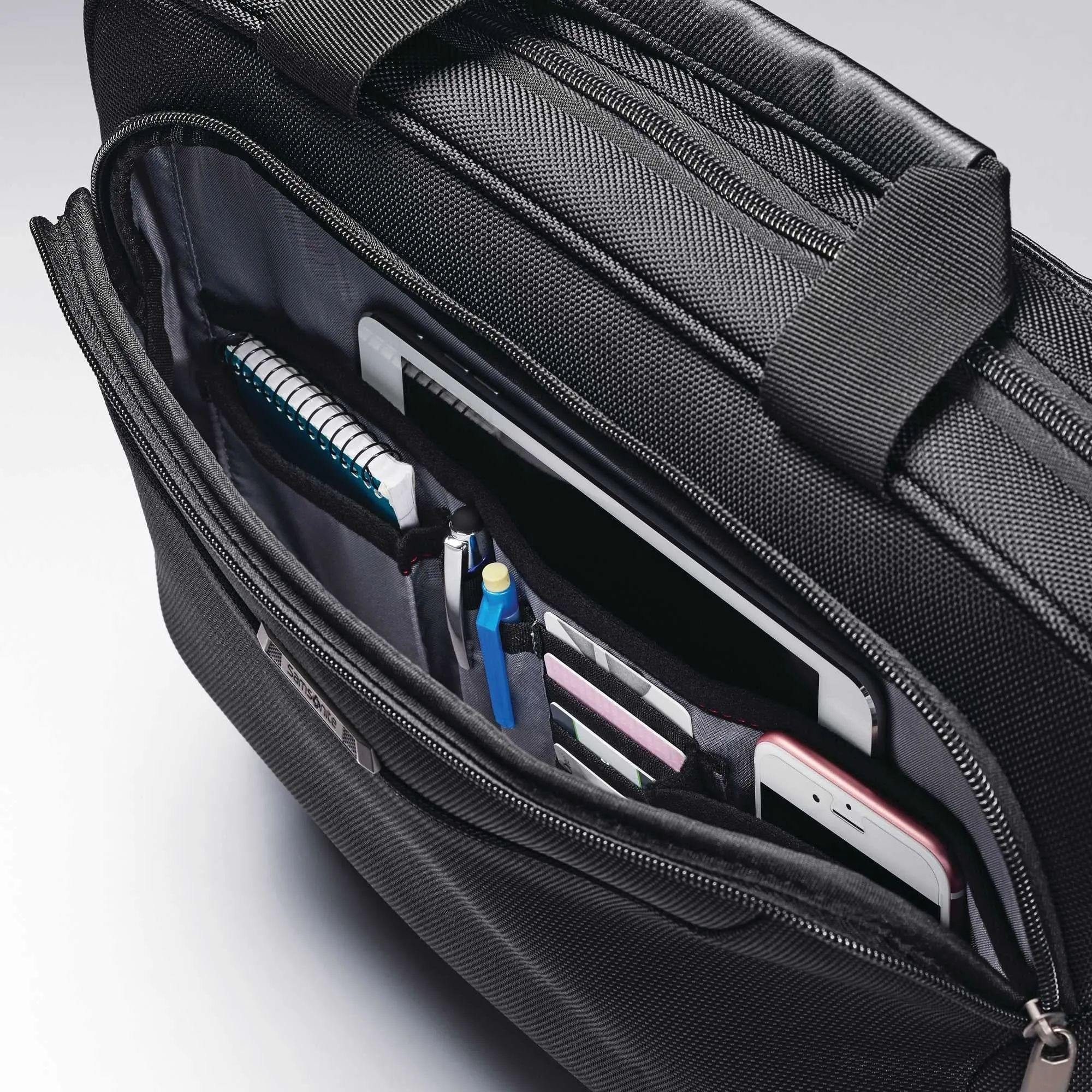 Samsonite Xenon 3.0 Laptop 15" Shuttle Briefcase