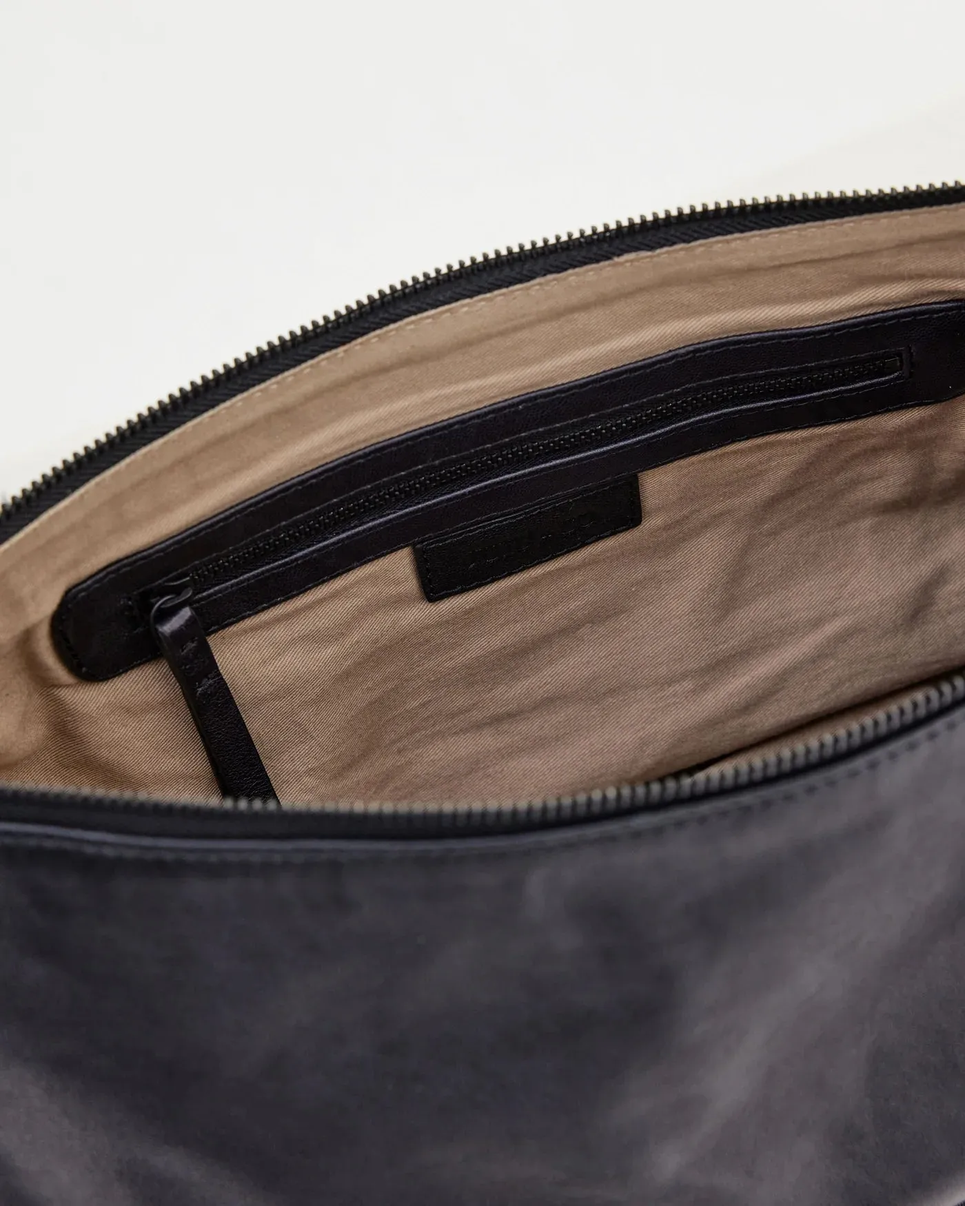 STEVIE SLING | BLACK