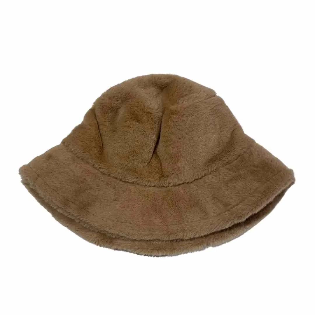 TEENAGE BEIGE FAUX FUR BUCKET HAT