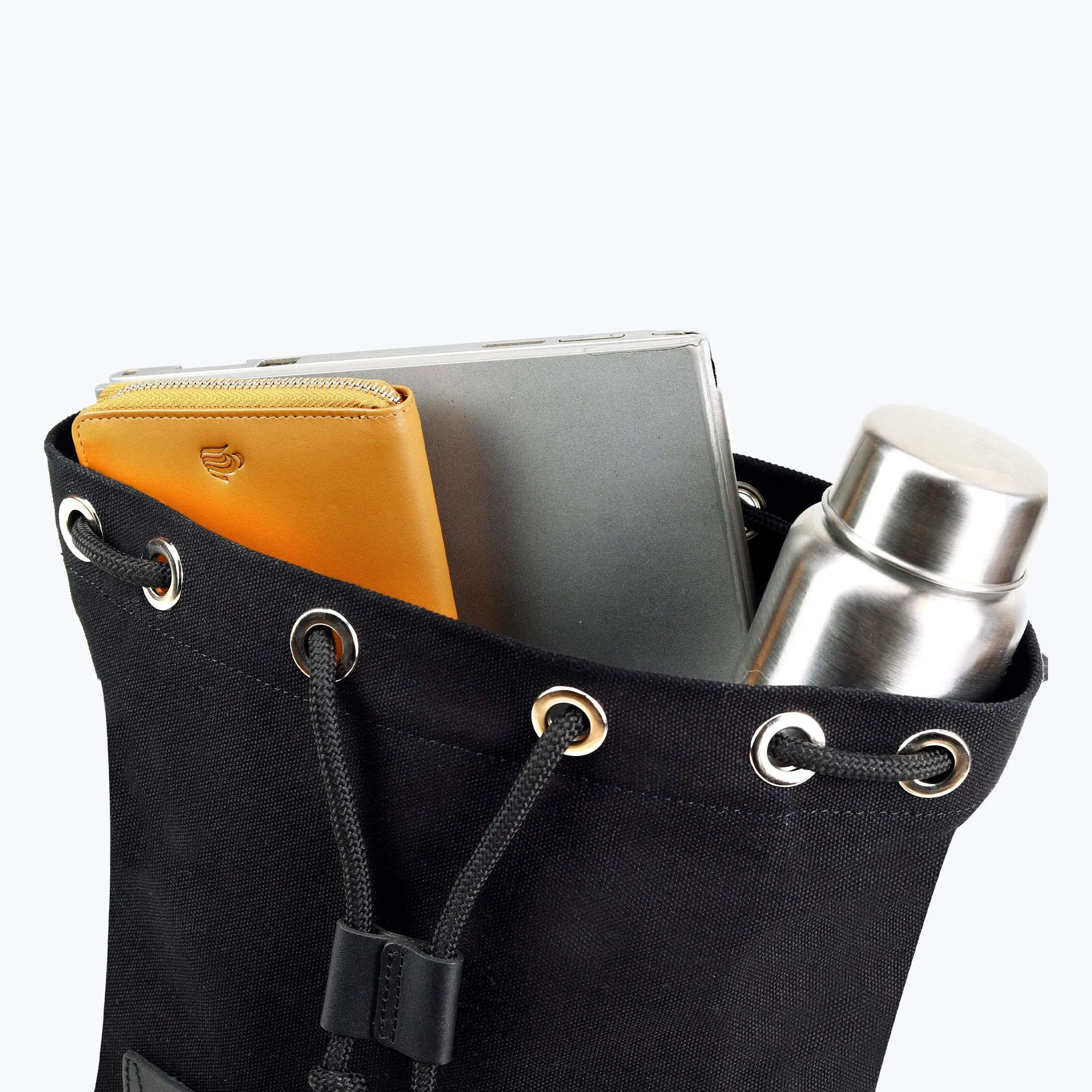 The Minimal Backpack