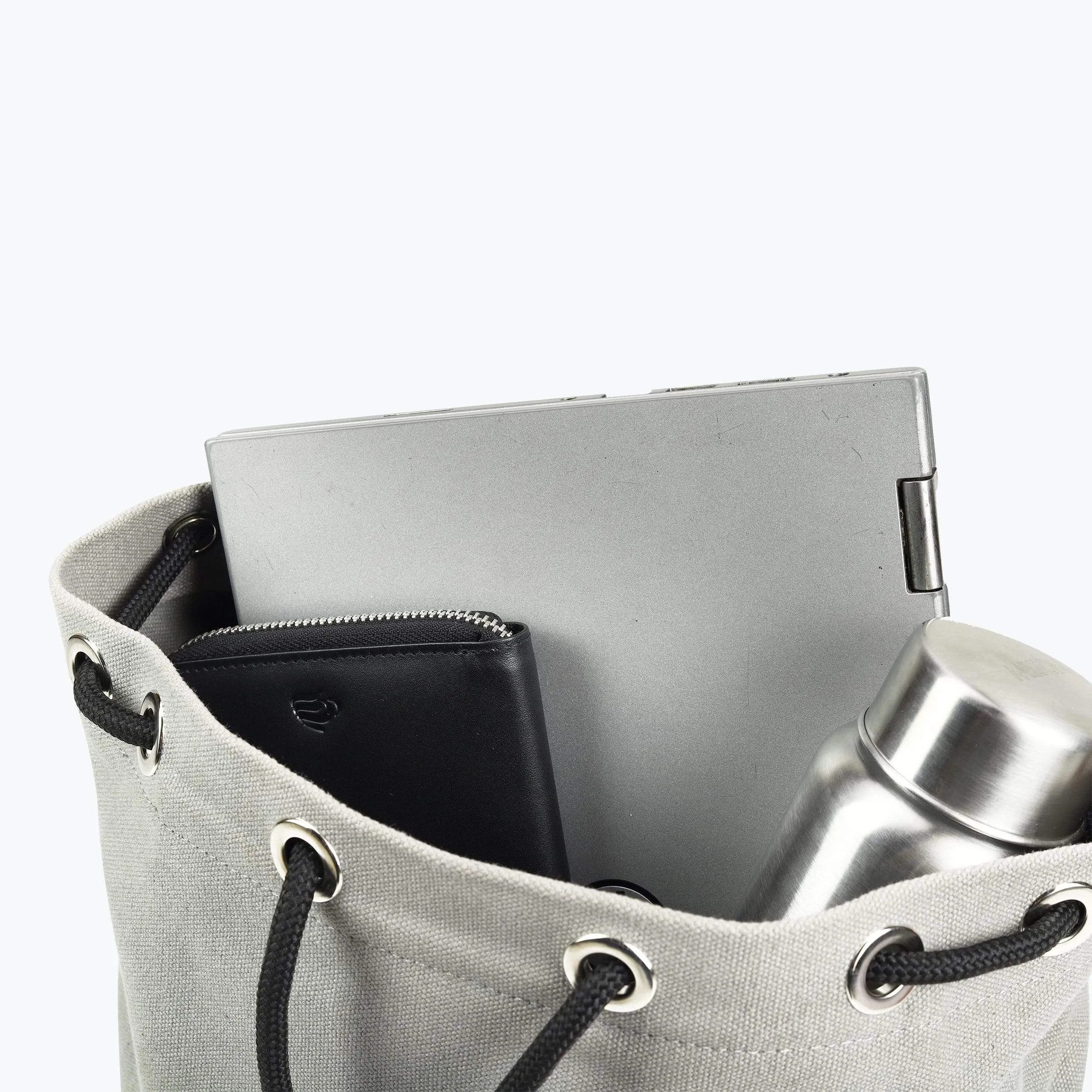The Minimal Backpack