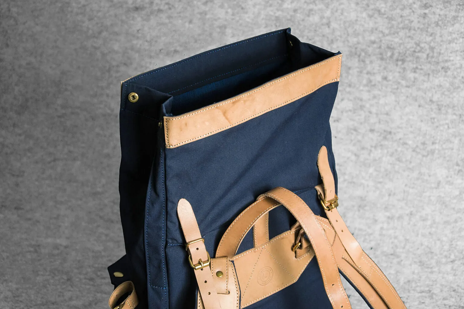 TRAVEL BACKPACK - marine