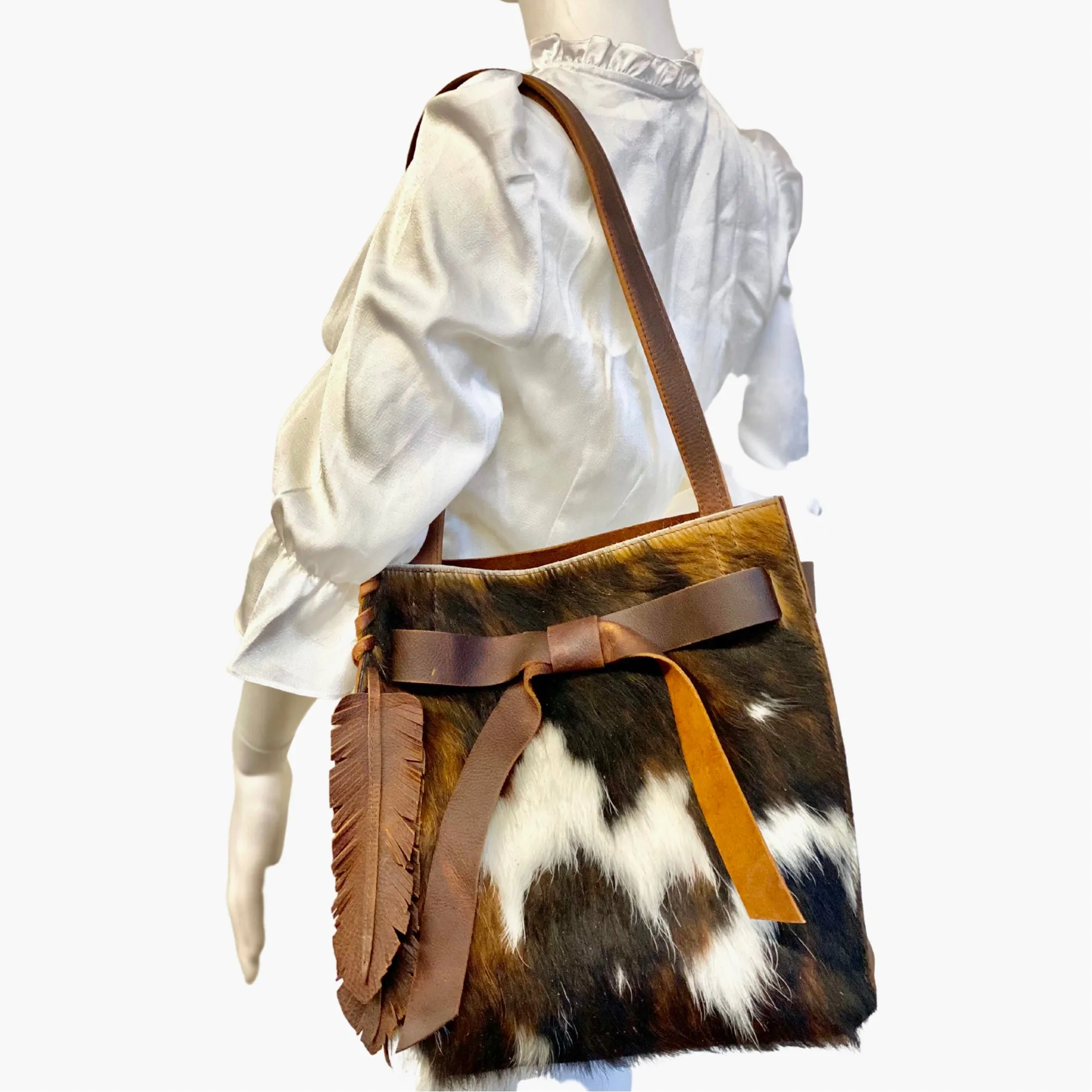 Tricolor cowhide bag with ties