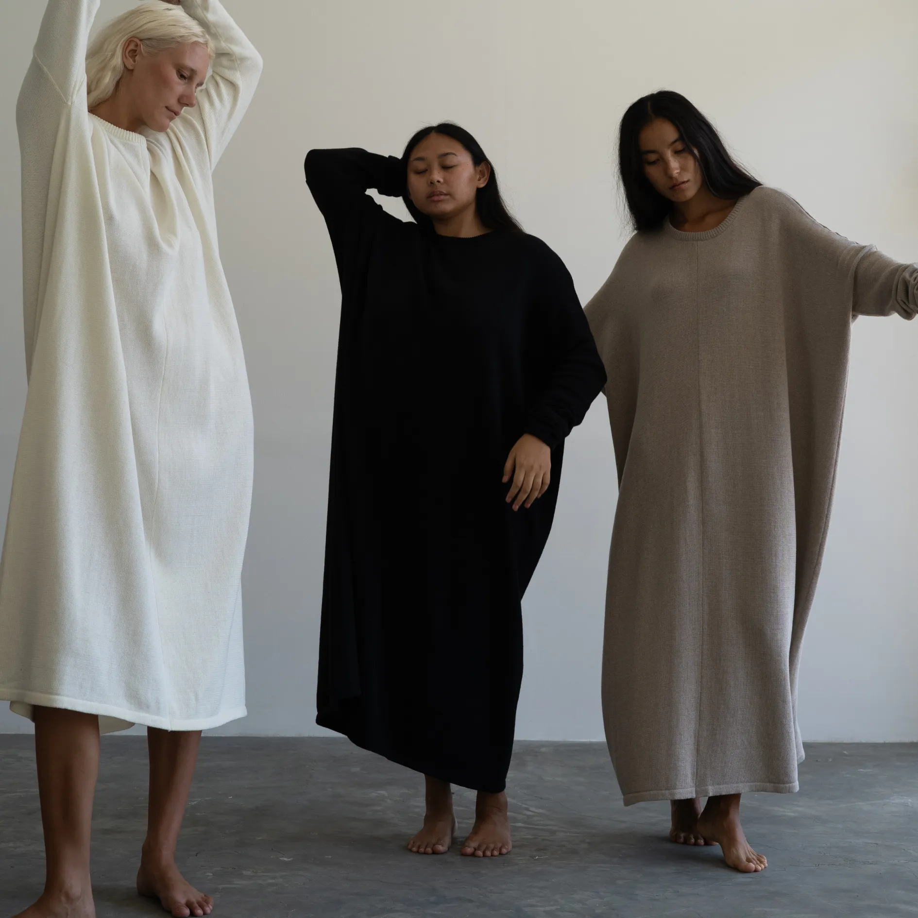 VADA - FAWN Volume Knit Dress