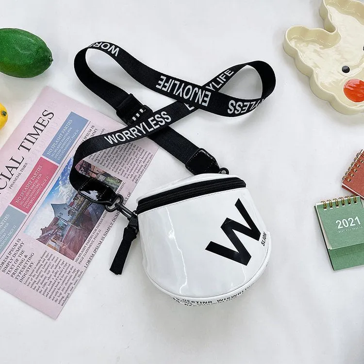 Wholesale PU patent leather letter messenger bag JDC-SD-KR047