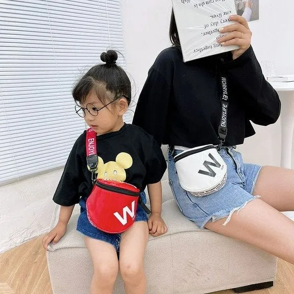 Wholesale PU patent leather letter messenger bag JDC-SD-KR047