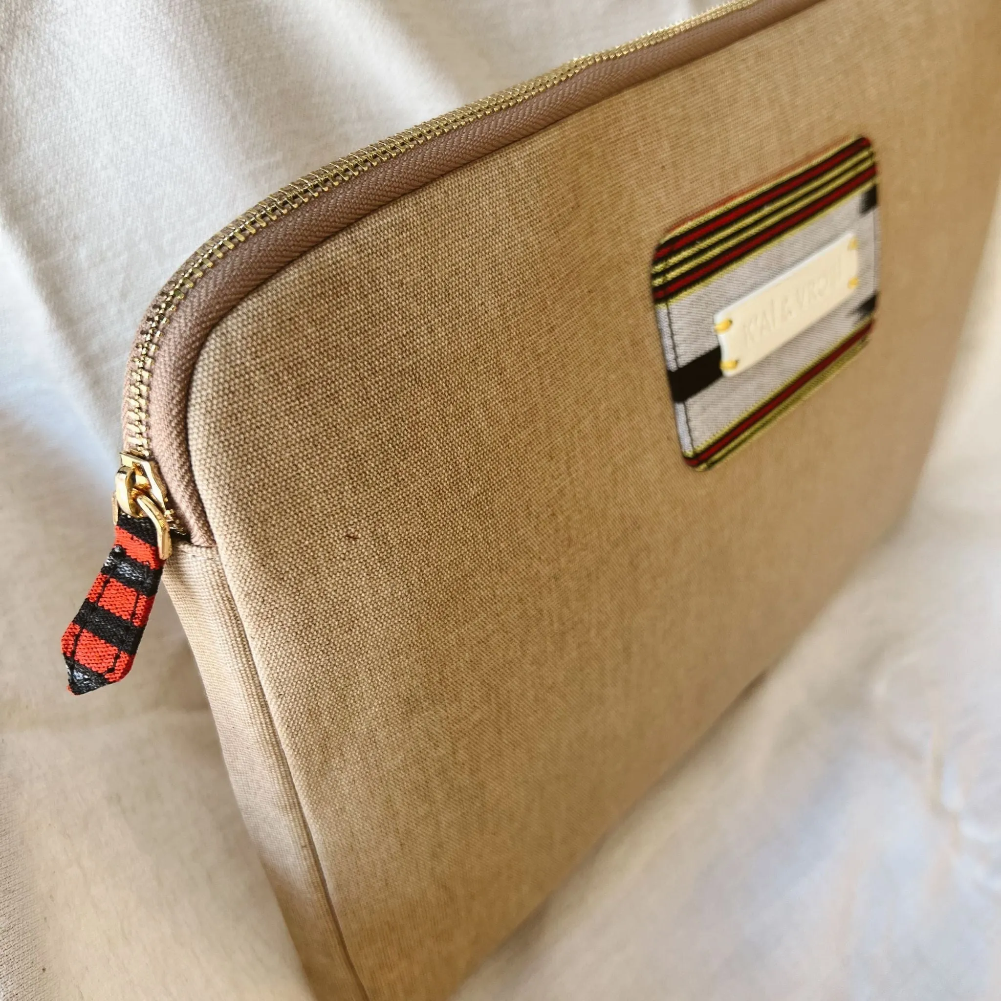 Zipped Cream Canvas Laptop Case for 13" 14"